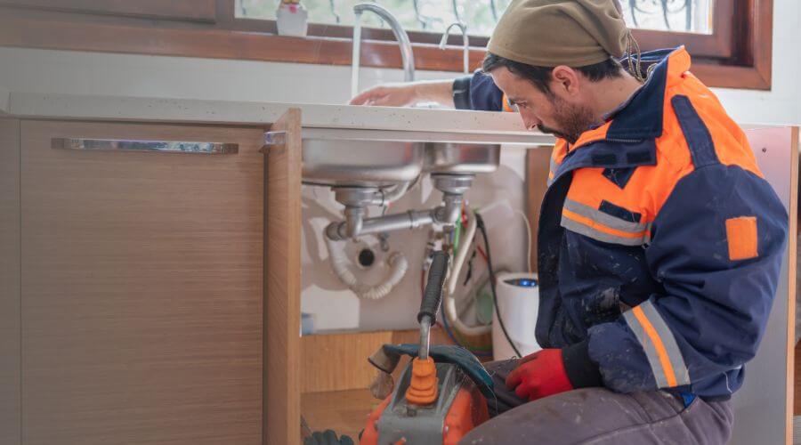 Expert burst pipe repair services in Kingsford Heights, IN